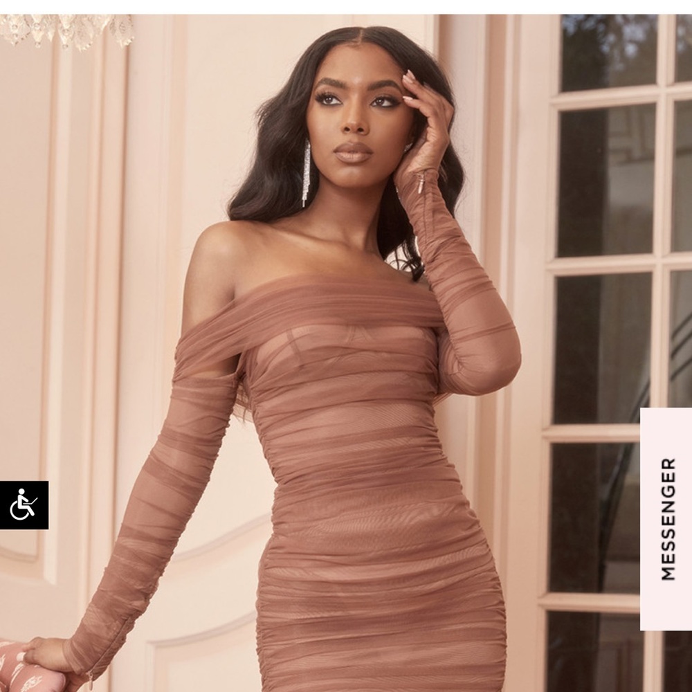 House of CB ANAIS 
CHESTNUT TULLE OFF SHOULDER RUCHED DRESS